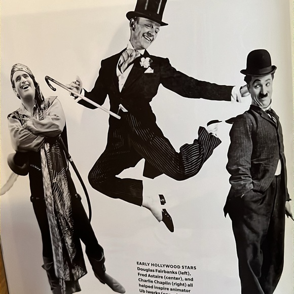 Life Magatine, Walt Disney Edition, Mickey Mouse at 90.. - Picture 6 of 13